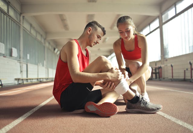 How to Recover Faster from a Sports Injury Naturally